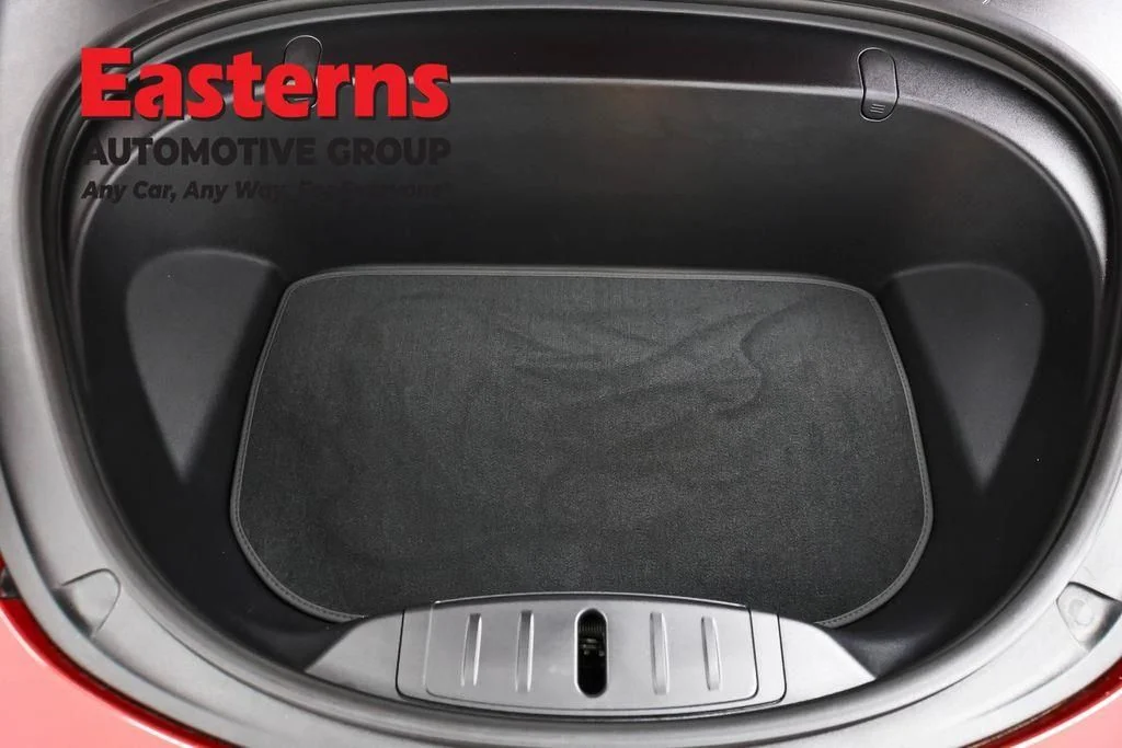 Used 2018 Red Tesla Long Range image 8