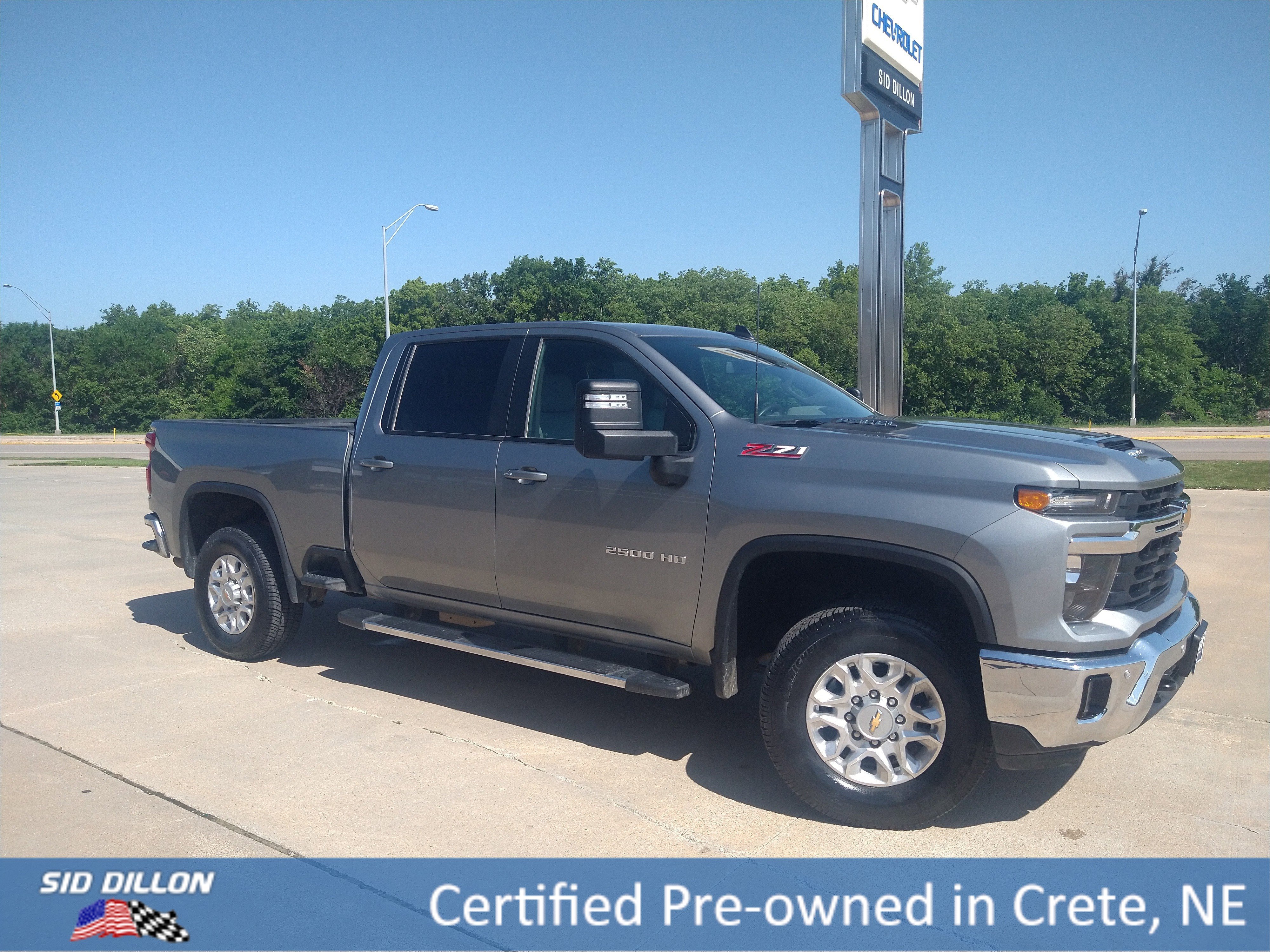 Used 2025 Sterling Gray Metallic Chevrolet LT image 14