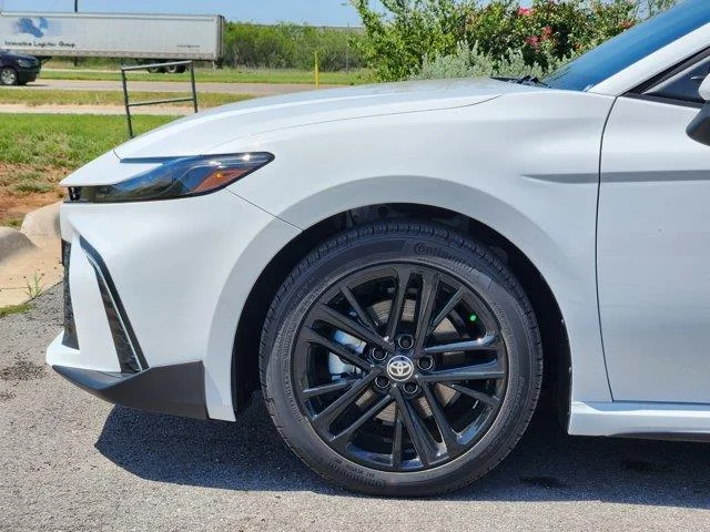 New 2026 White Toyota SE Front-Wheel Drive image 5
