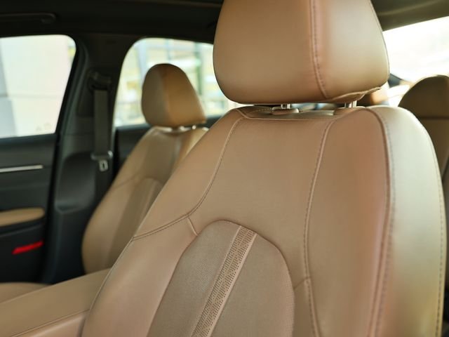 Used 2020 Stormy Blue Hyundai Limited image 29