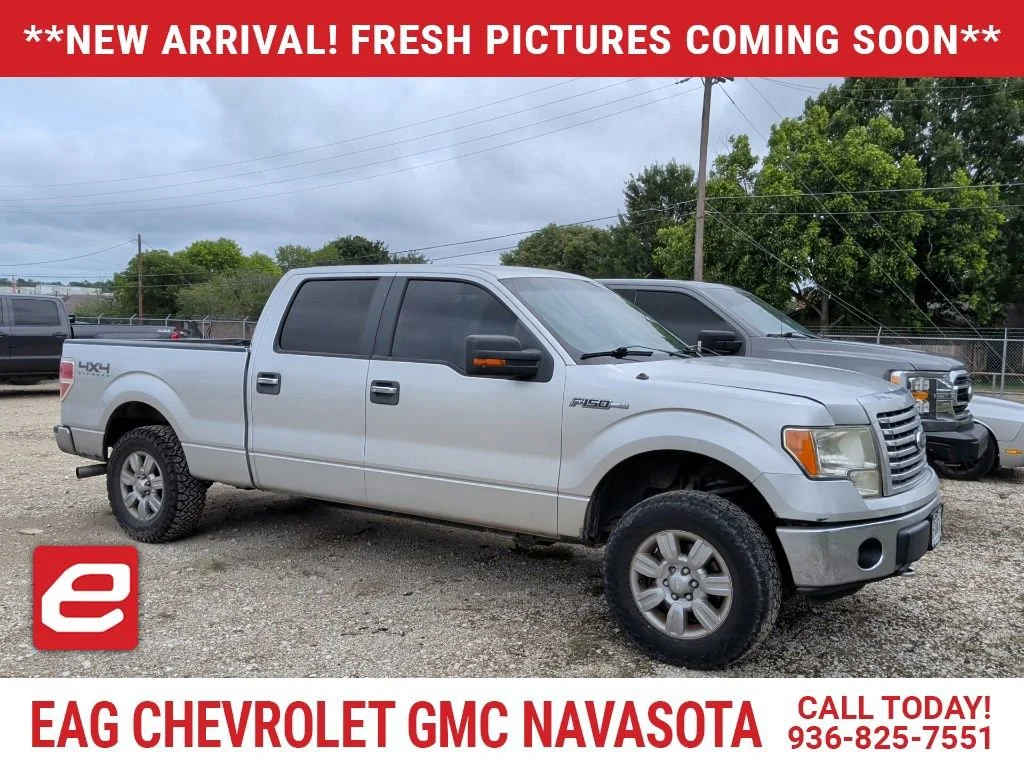 2011 Ford F-150 XL 4x4 SuperCrew 145-in's photo