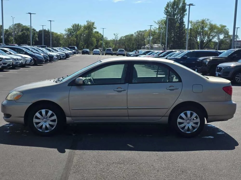 Used 2005 Toyota Corolla LE with VIN 2T1BR32E45C462258 for sale in St. Cloud, MN