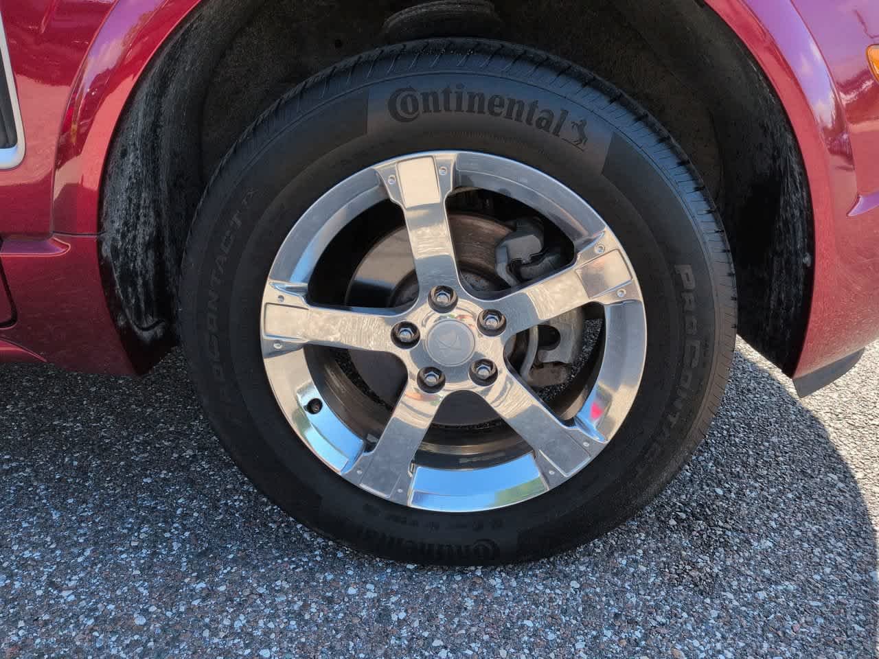 Used 2009 Ruby Red Saturn I4 image 11
