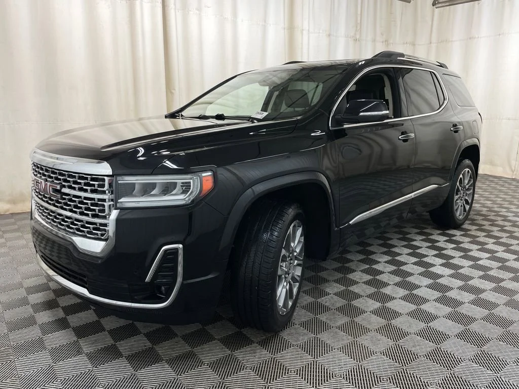 Used 2023 Ebony Twilight Metallic GMC Denali image 19