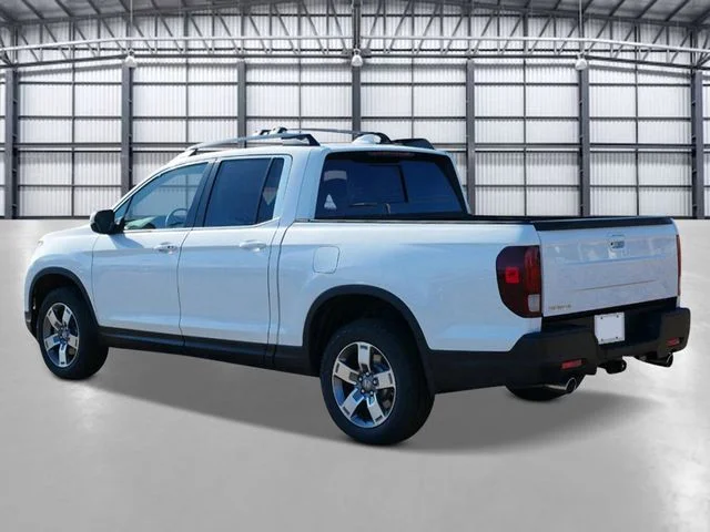 New 2026 Platinum White Pearl Honda RTL image 3