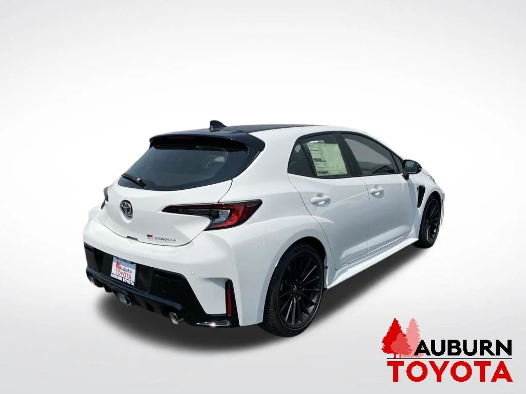 New 2026 Ice Cap Toyota  Premium Plus DAT image 7