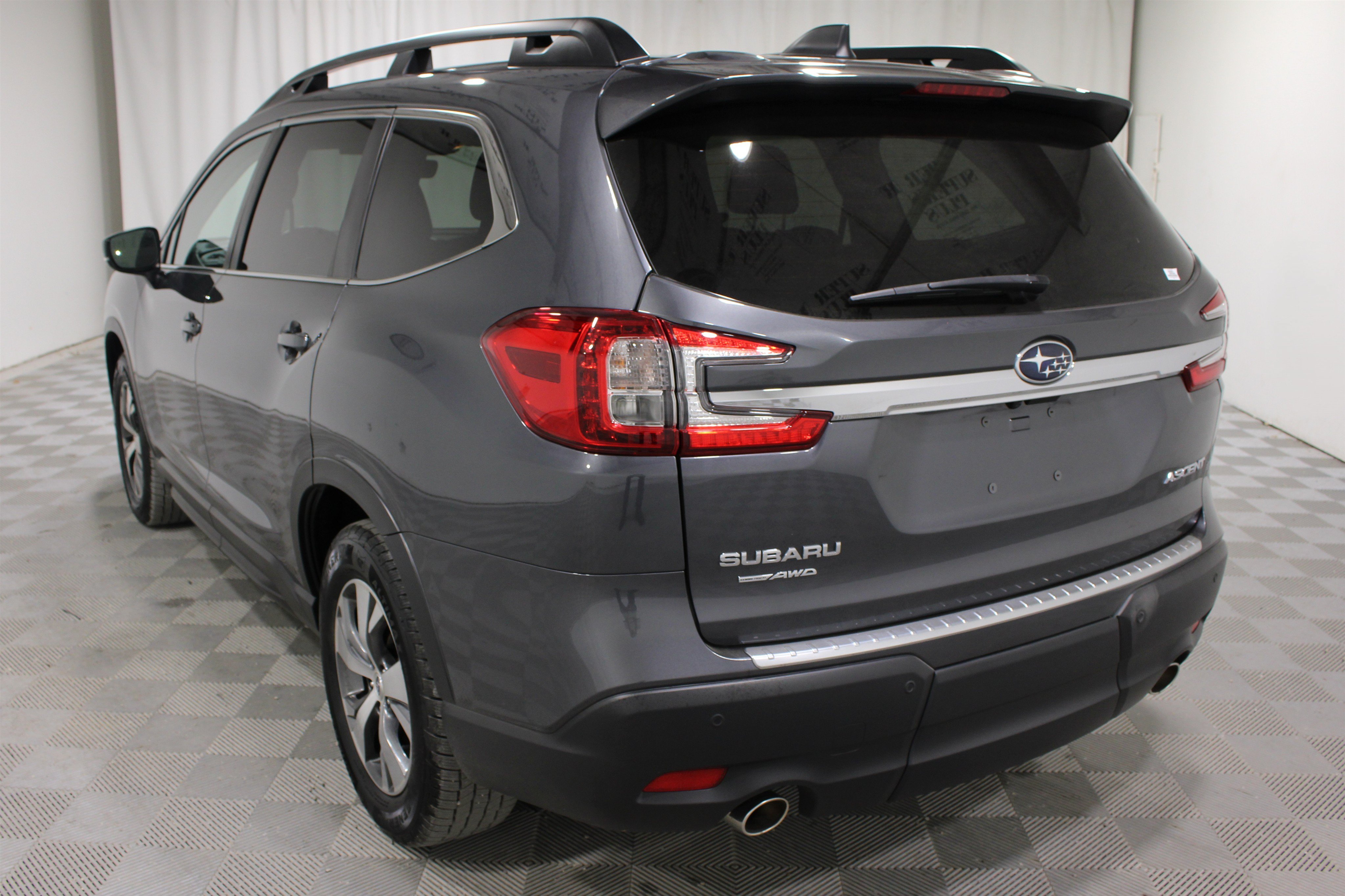 Used 2024 Magnetite Gray Metallic Subaru Premium image 31