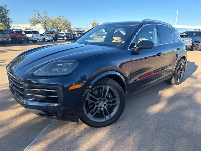 2024 Porsche Cayenne Base