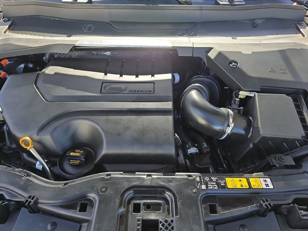 Certified Used 2025 Gray Land Rover SE image 31