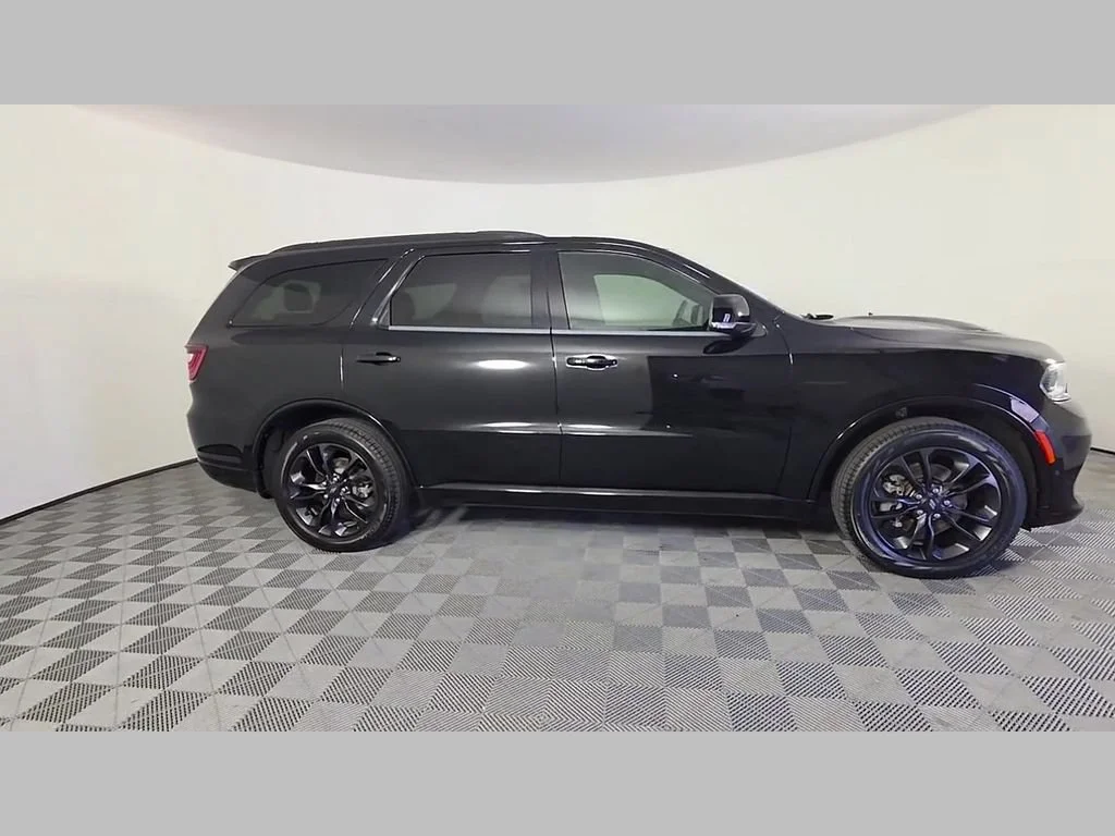 Used 2023 DB Black Clearcoat Dodge R/T Plus image 34