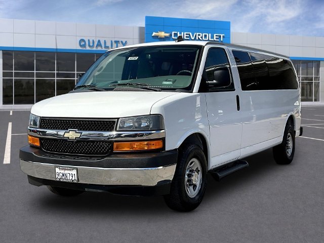 Certified Used 2020 SUMMIT WHITE Chevrolet LT image 3