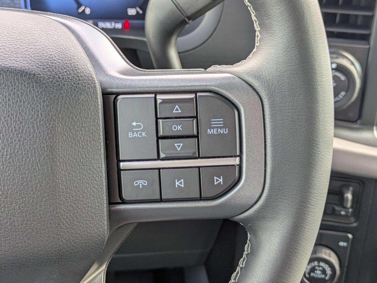 Used 2024 Oxford White FORD XLT image 18