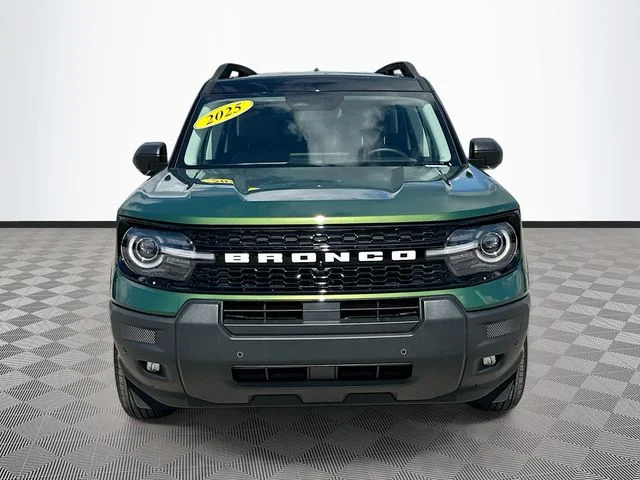 Used 2025 Green Ford Outer Banks image 2