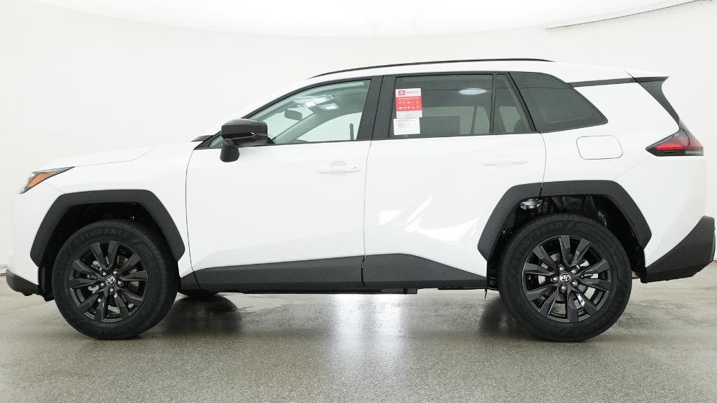 New 2026 Ice Cap Toyota XLE Premium image 19