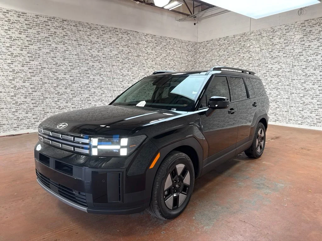 New 2026 Phantom Black Hyundai SEL image 3