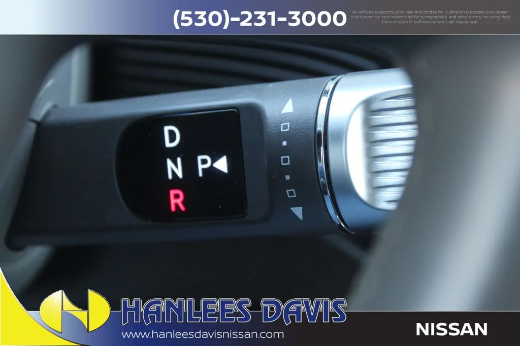 Used 2024 Gray Hyundai SEL image 30