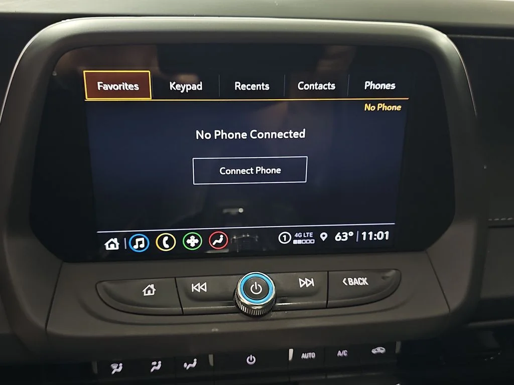 Used 2023 White Chevrolet LT1 image 23