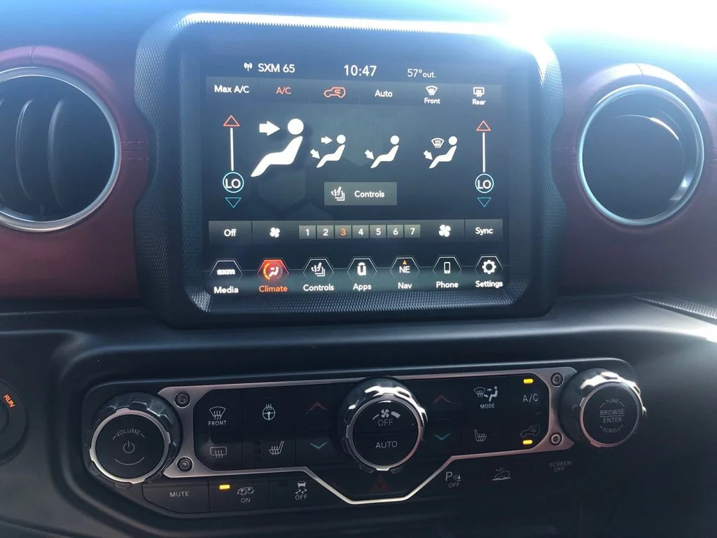 Used 2023 White Jeep Rubicon 392 image 23