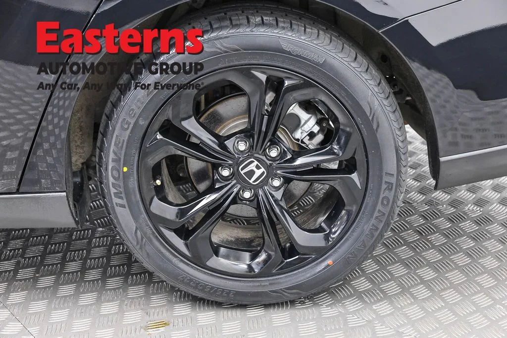 Used 2025 Black Honda SE image 29