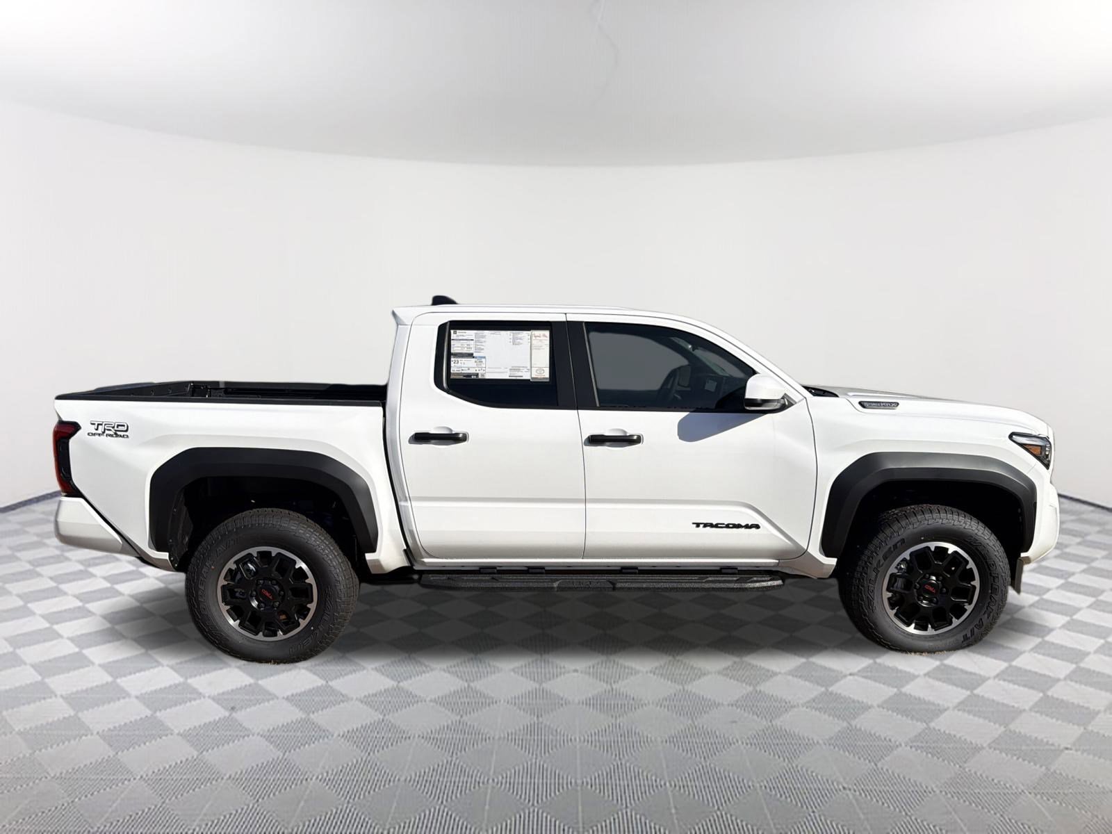 2025 Toyota Tacoma TRD Off Road - Photo 8