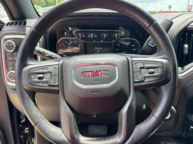 Used 2022 Black GMC AT4 image 27