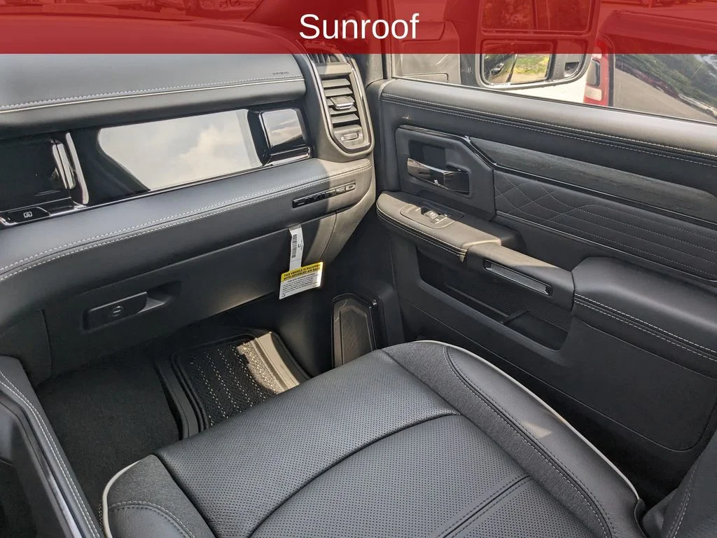 New 2025 Diamond Black Crystal Pearl-Coat Exterior Paint RAM Limited image 20
