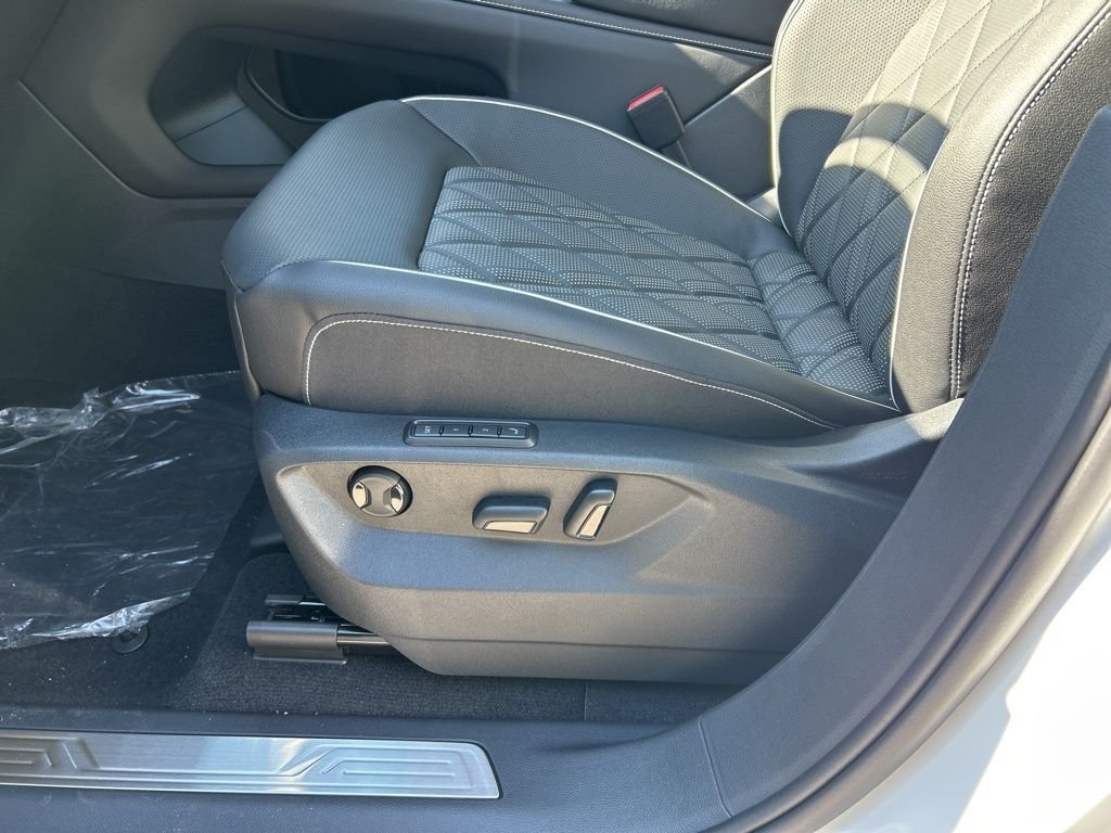 New 2026 White Volkswagen 2.0T SEL Premium R-Line image 16