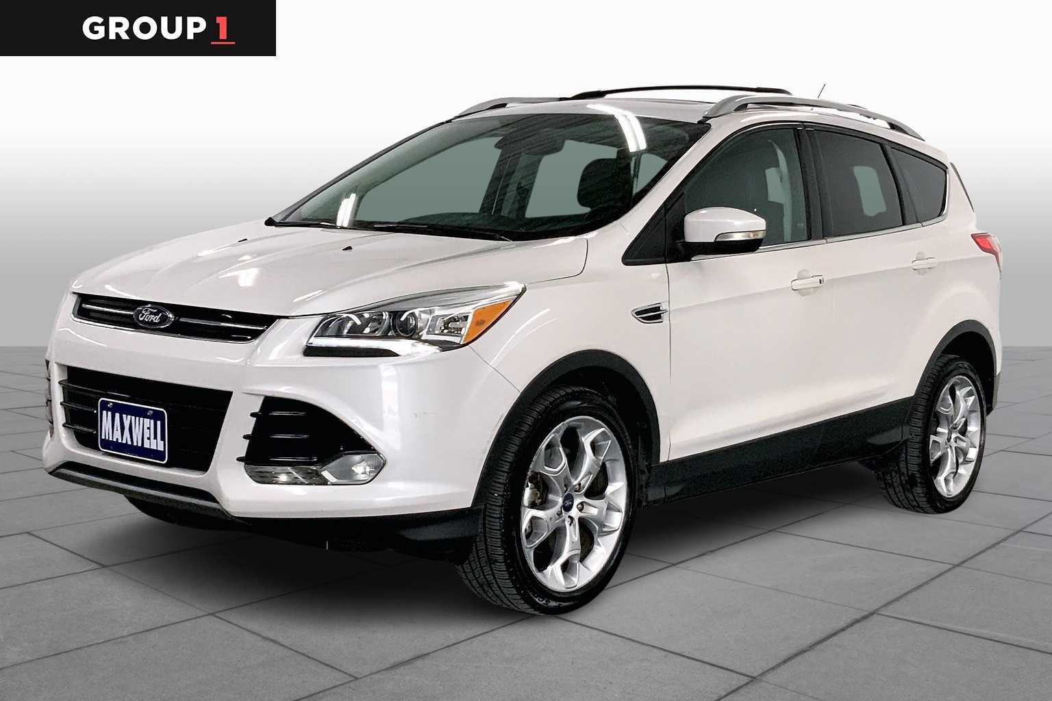 2013 Ford Escape Titanium's photo