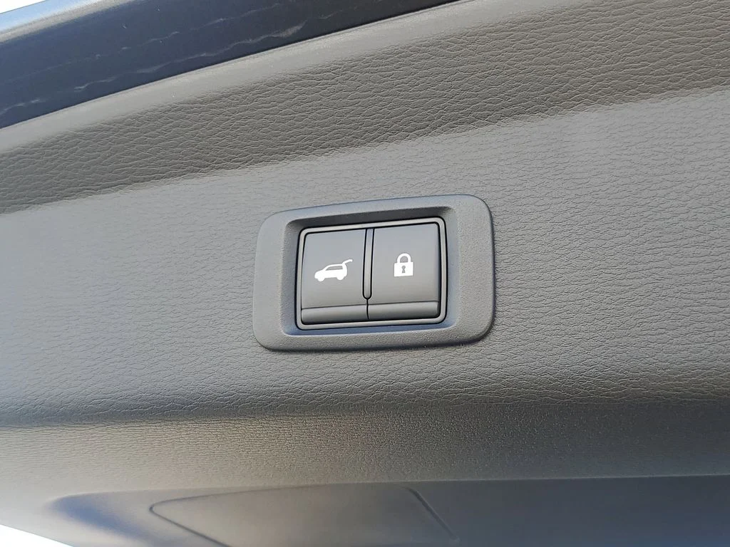 2026 Mitsubishi Outlander SE - Photo 11