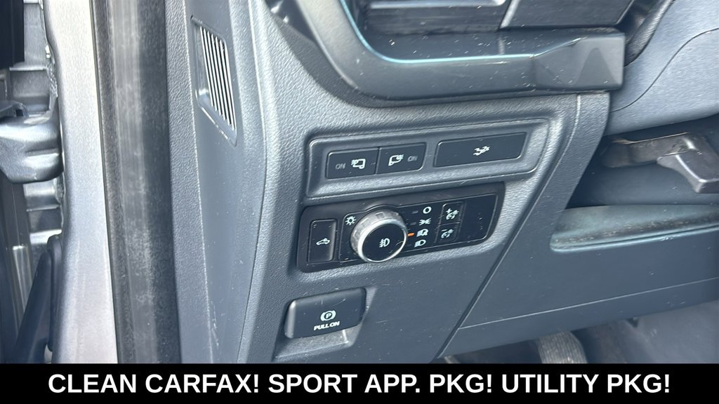 Used 2023 Silver Metallic Ford XLT image 10