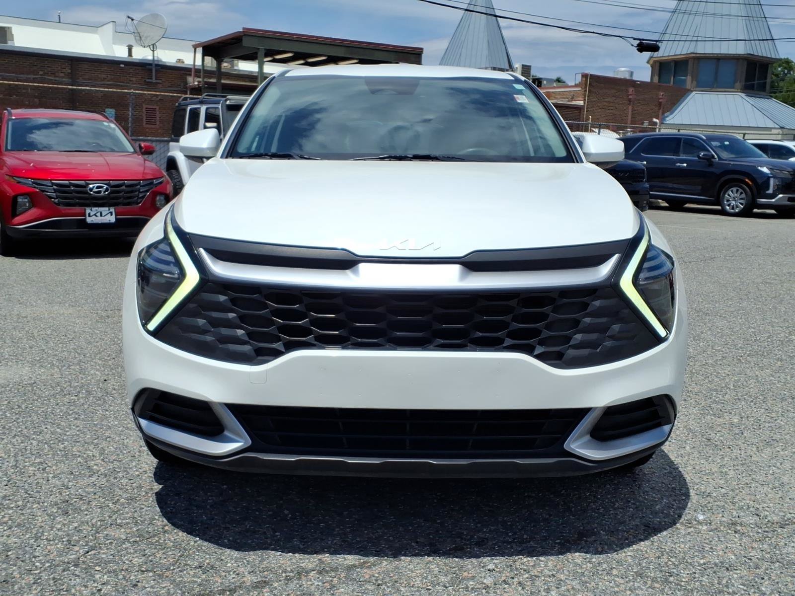 Certified Used 2024 Snow White Pearl Kia LX image 2