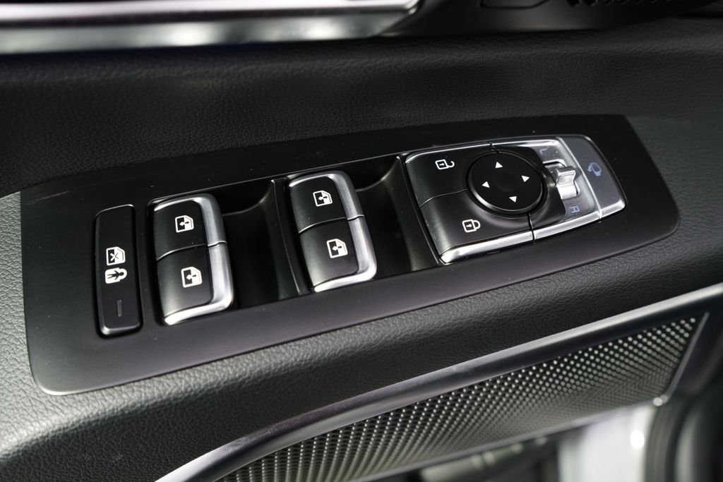 Used 2025 Gray Kia SX X-Line image 16
