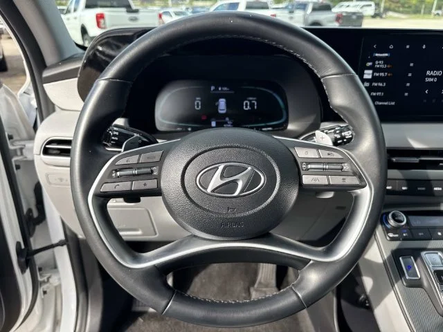 Used 2024 White Hyundai SEL image 48