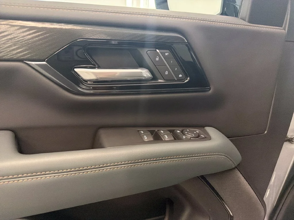 New 2026 Sterling Metallic GMC AT4 image 14