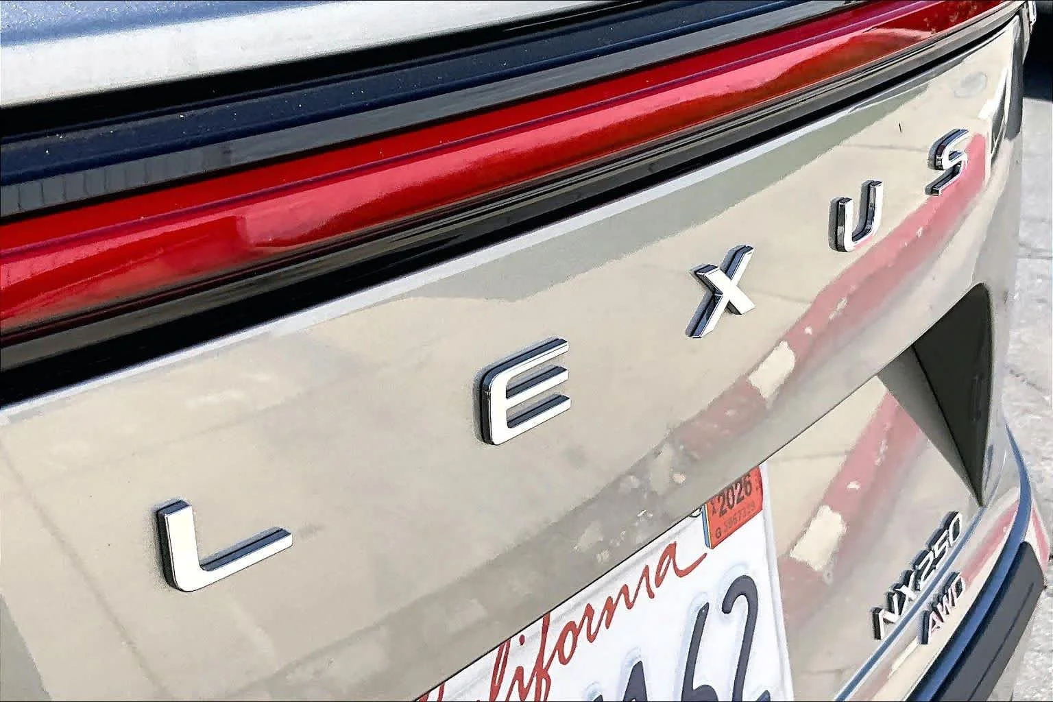 Used 2024 Atomic Silver Lexus  image 30