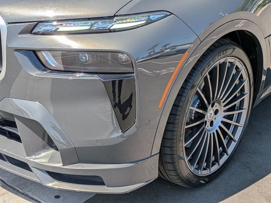 Used 2025 Gray BMW ALPINA XB7 image 24