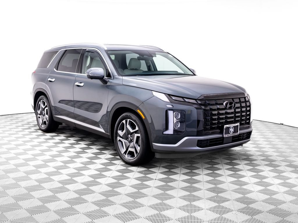 Used 2023 Graphite Hyundai Limited image 9