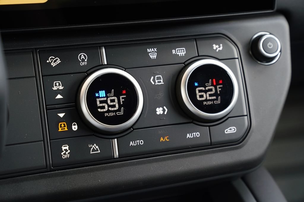 New 2026 Borasco Grey Land Rover X-Dynamic SE image 30