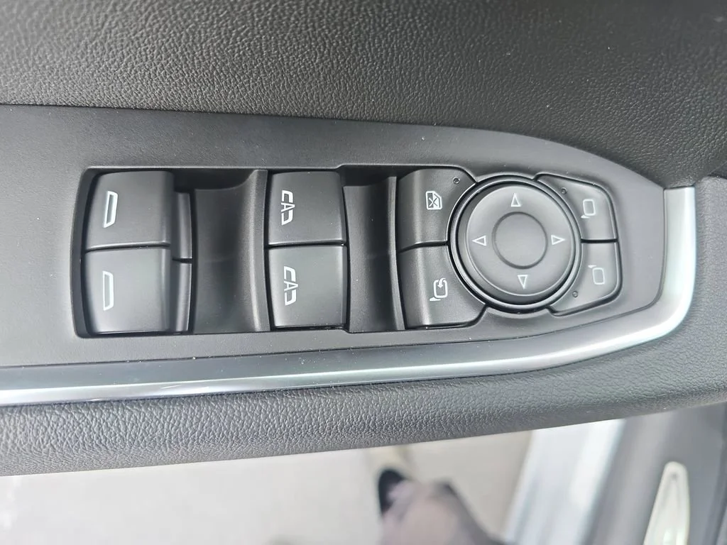 2026 Chevrolet Silverado 1500 LTZ - Photo 26