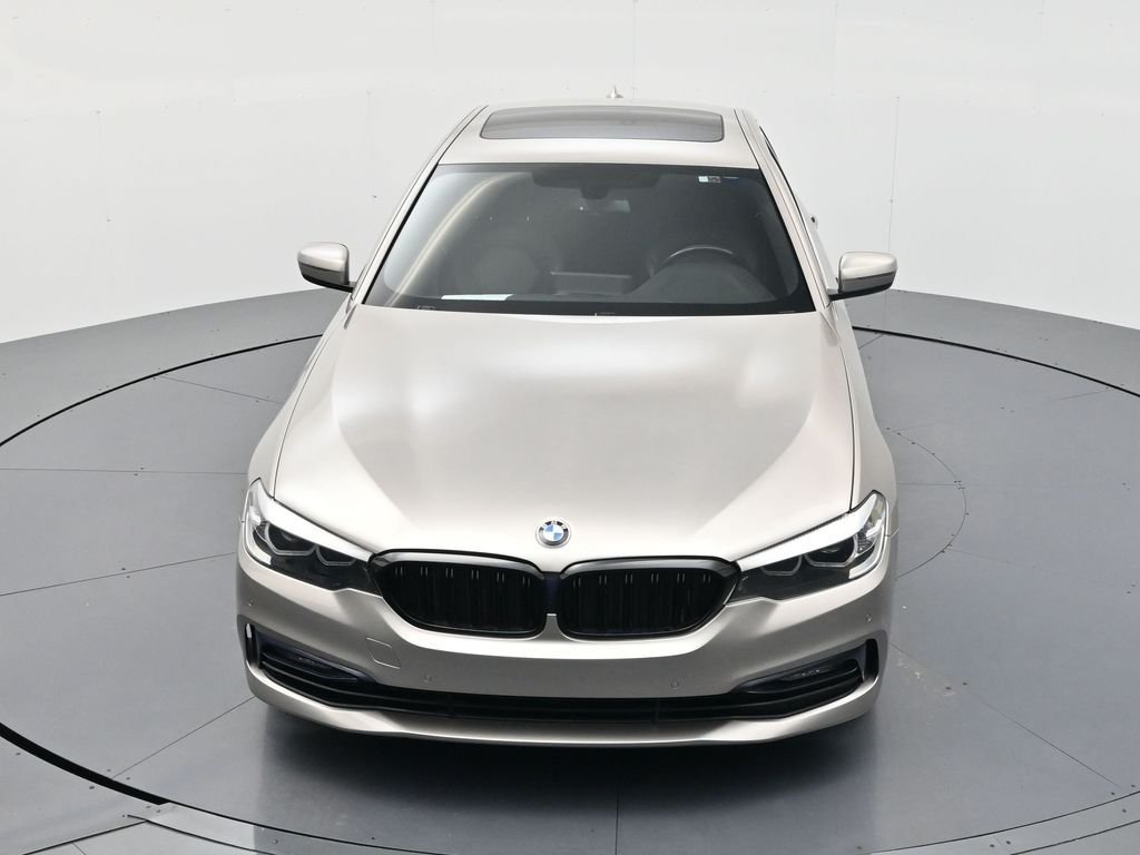 Used 2017 Cashmere Silver Metallic BMW 530i xDrive image 39
