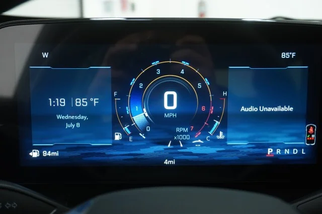 New 2027 Summit White Chevrolet LT image 22