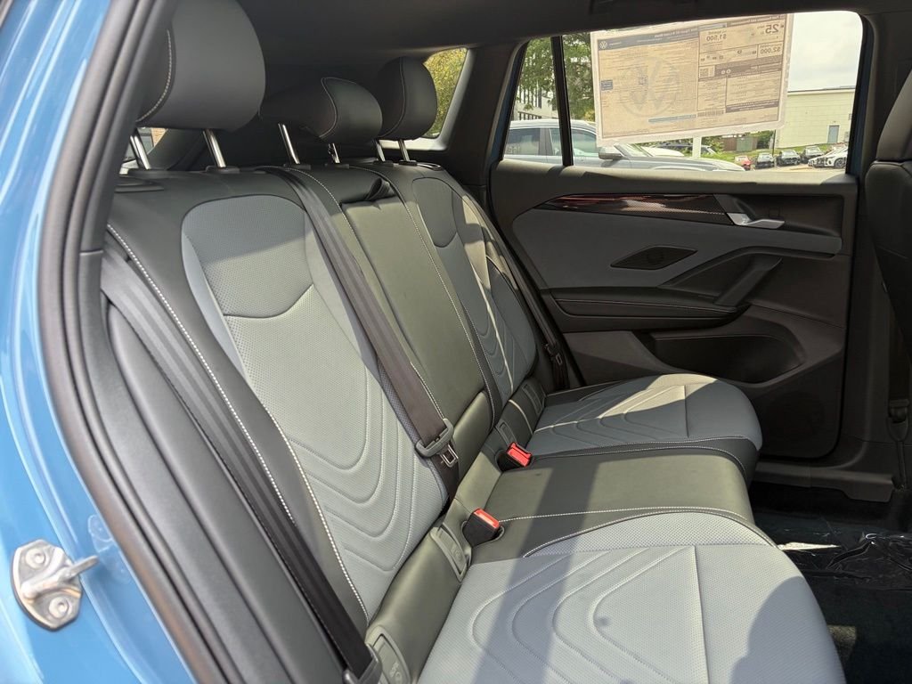 New 2026 Monterey Blue W/Deep Black Roof Volkswagen 2.0T SE R-Line Black image 21