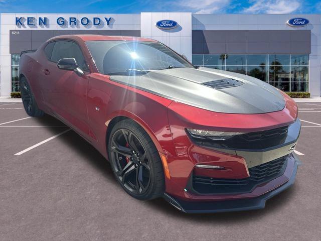 Used 2019 Red Chevrolet SS image 1