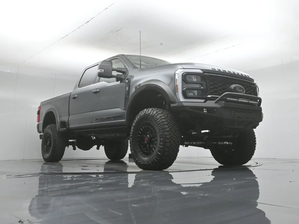 New 2026 Carbonized Gray Metallic Ford Lariat image 50