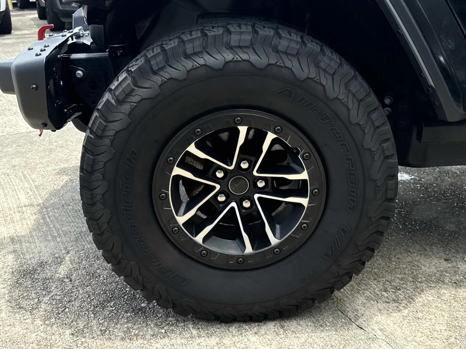 Used 2026 BLACK CLEARCOAT Jeep Rubicon X image 4