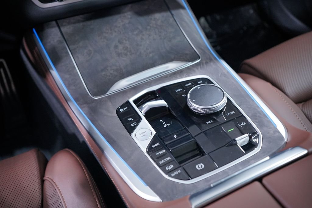 New 2026 Alpine White BMW xDrive50e image 11