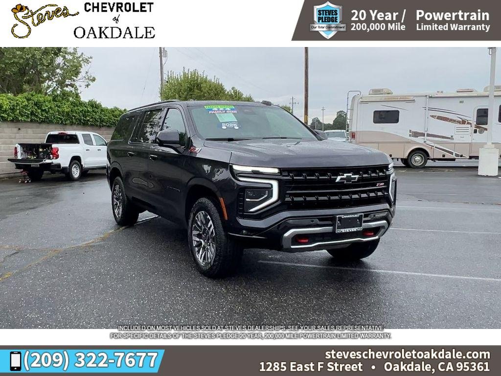 2025 Chevrolet Suburban Z71 photo 2