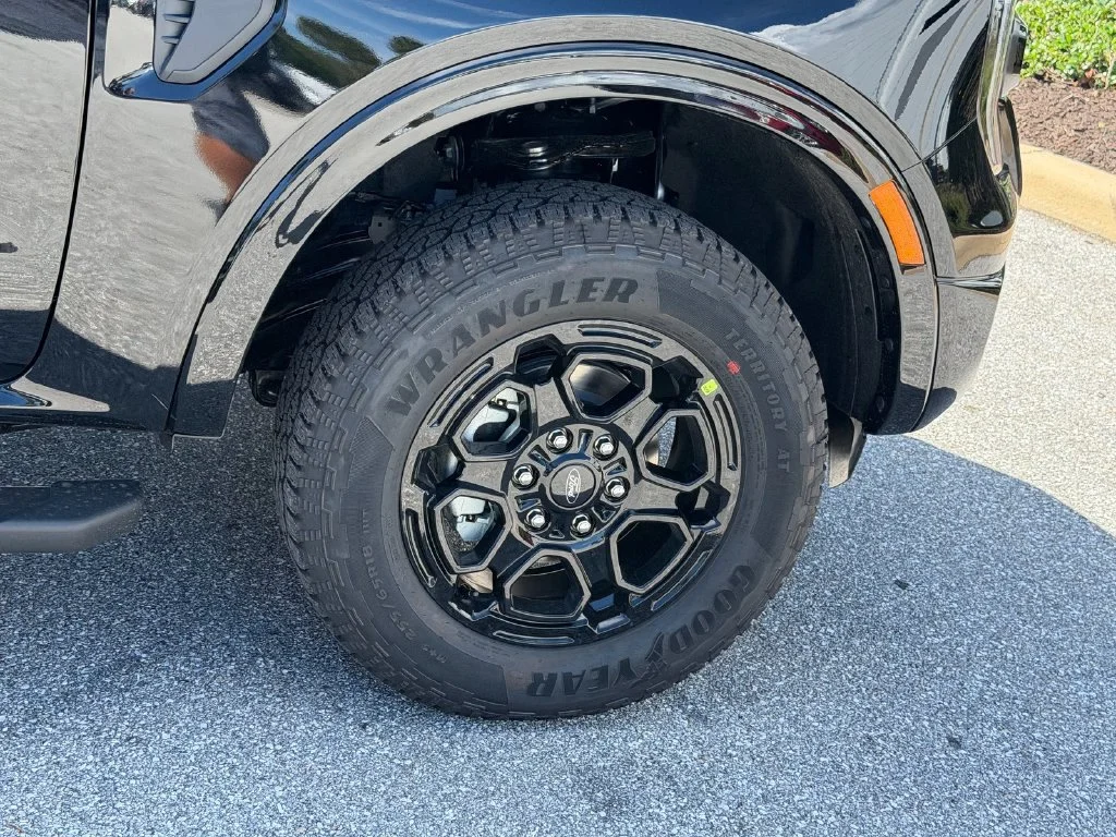 New 2026 Shadow Black Ford XLT image 9