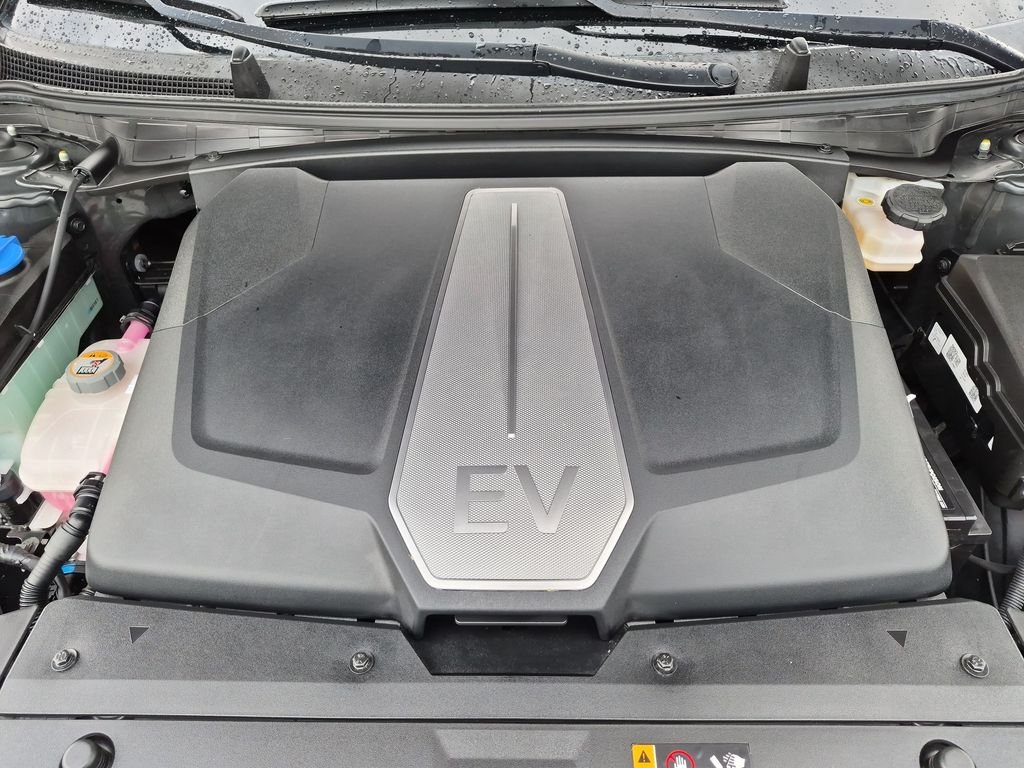 2023 Kia EV6 Wind - Photo 33