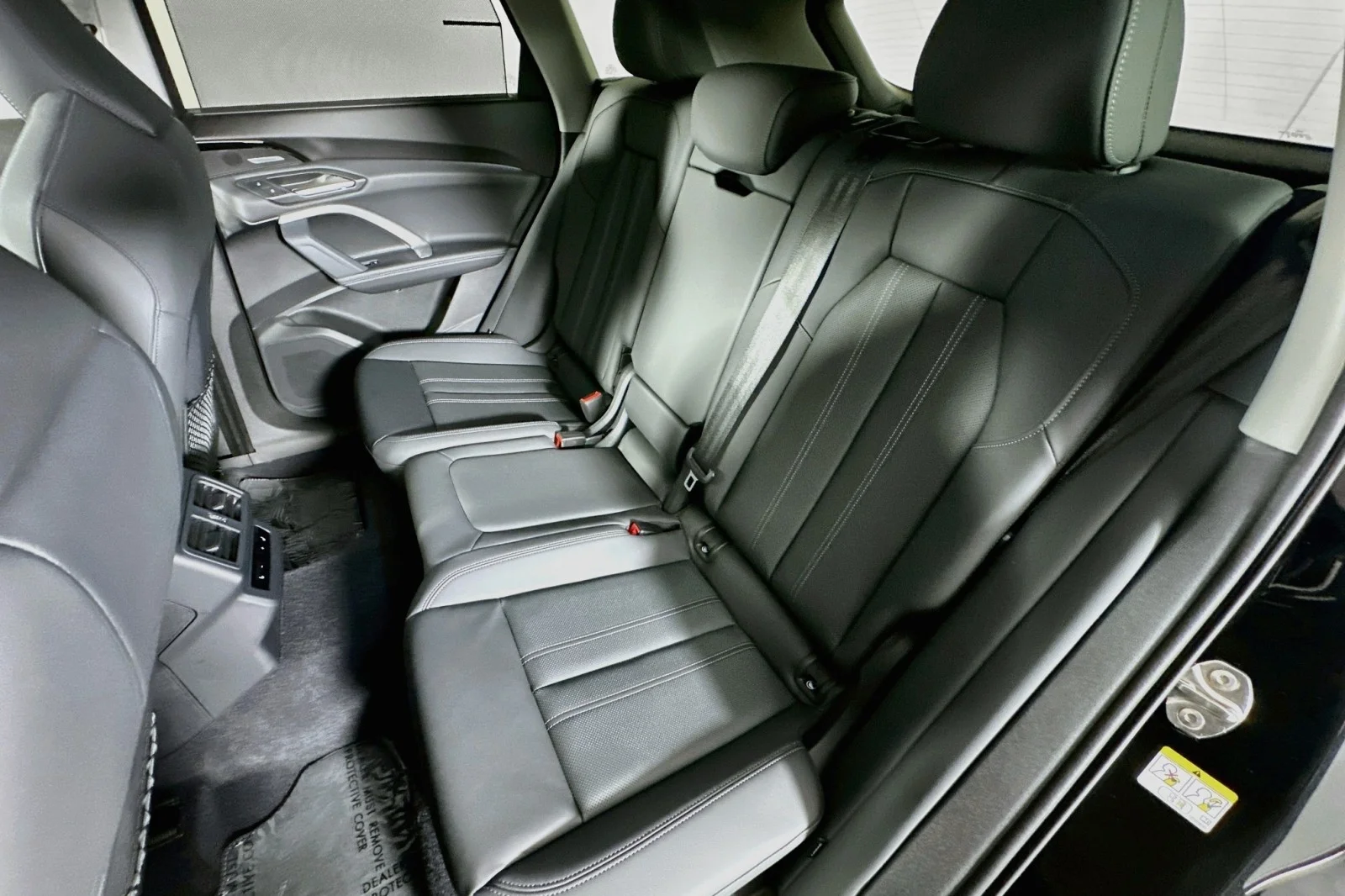 Used 2025 Mythos Black Metallic Audi Prestige image 9
